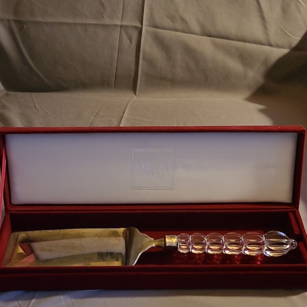 Vintage Mikasa Austria Silver Plate Cake Lasagna Server Crystal Handle W Box